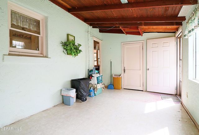 236 S AWBREY Street, El Paso, TX 79905