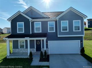 333 Saddleback Court, White Lake Charter Township, MI 48386