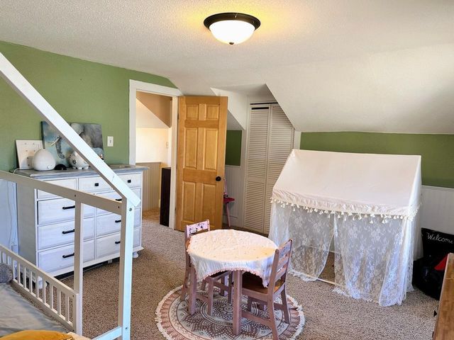 310 N Wacouta Avenue, Prairie Du Chien, WI 53821