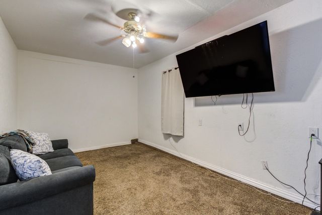 1916 73rd Street, Lubbock, TX 79423