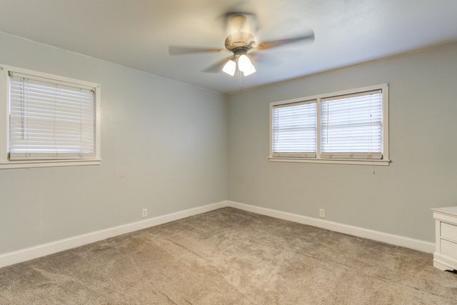 1916 73rd Street, Lubbock, TX 79423