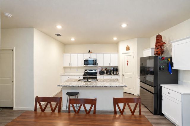 236 Waterbuck LOOP, Hutto, TX 78634