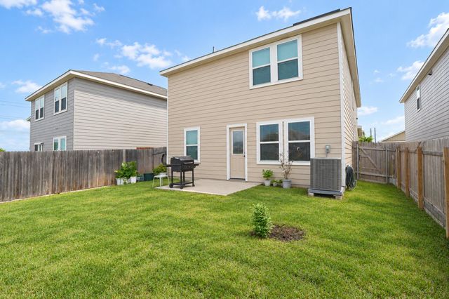 236 Waterbuck LOOP, Hutto, TX 78634
