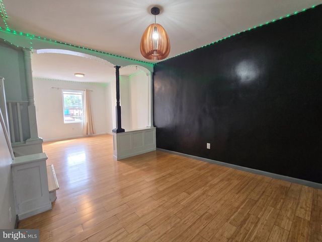 2107 W SOMERSET ST, Philadelphia, PA 19132
