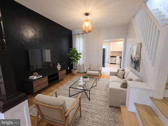 2107 W SOMERSET ST, Philadelphia, PA 19132