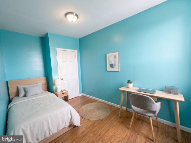 2107 W SOMERSET ST, Philadelphia, PA 19132