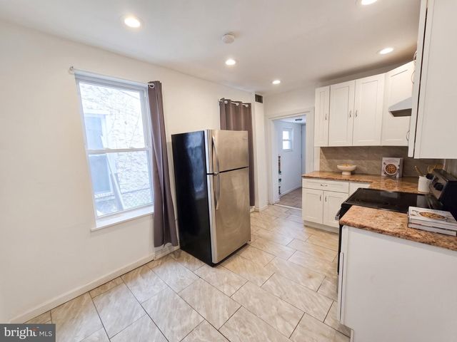 2107 W SOMERSET ST, Philadelphia, PA 19132