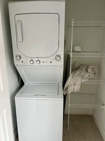 367 Rockland St 1, Abington, MA 02351