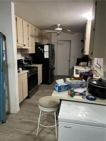 2900 52nd ST SW, Naples, FL 34116