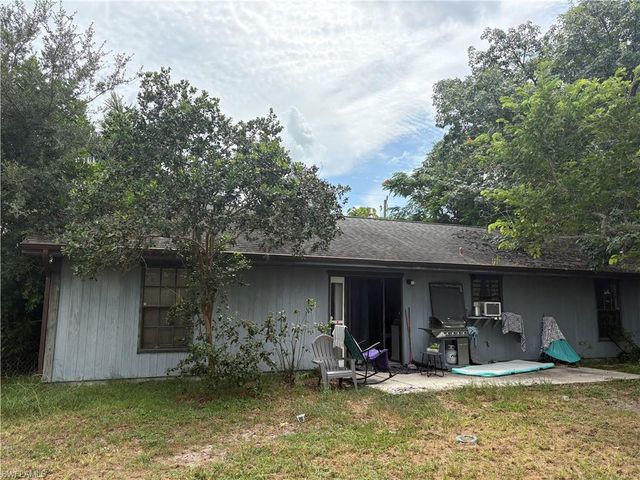 2900 52nd ST SW, Naples, FL 34116