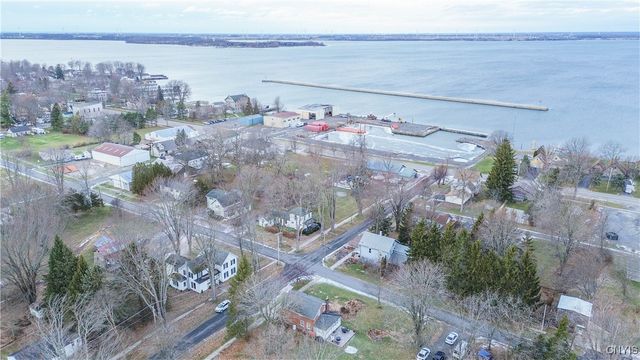 215 William Street, Cape Vincent, NY 13618