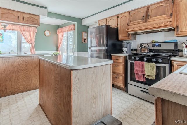 215 William Street, Cape Vincent, NY 13618