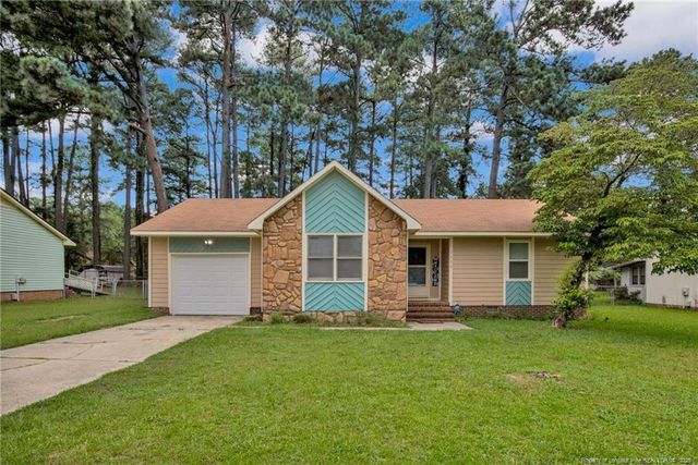 9558 Hollbrook Lane, Fayetteville, NC 28314