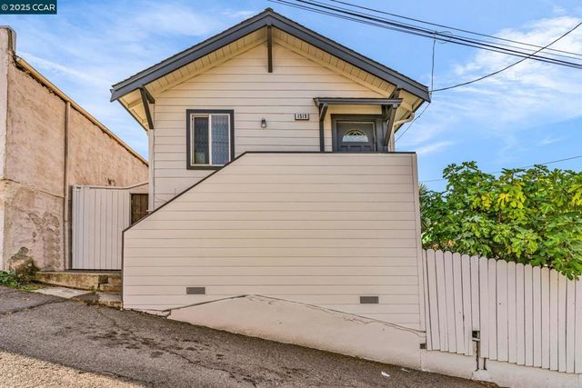 1519 Commerce Way, Oakland, CA 94606