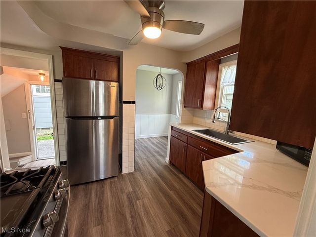 3596 Lindholm Road, Shaker Heights, OH 44120