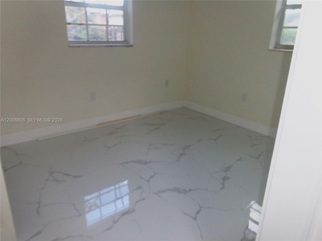 10020 Dominican Dr, Cutler Bay, FL 33189