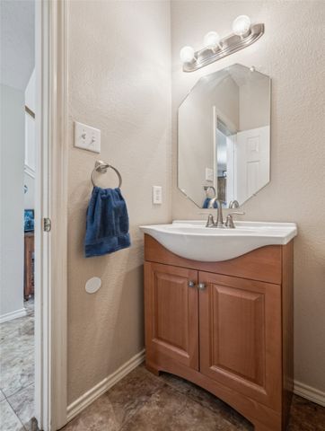 8041 Rushmore Road, Fort Worth, TX 76137