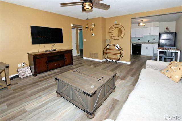 12842 Portulaca Drive C, Unincorporated, MO 63146