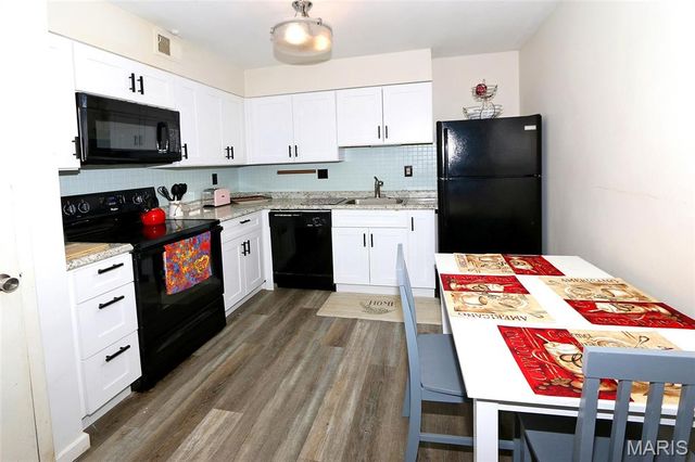 12842 Portulaca Drive C, Unincorporated, MO 63146