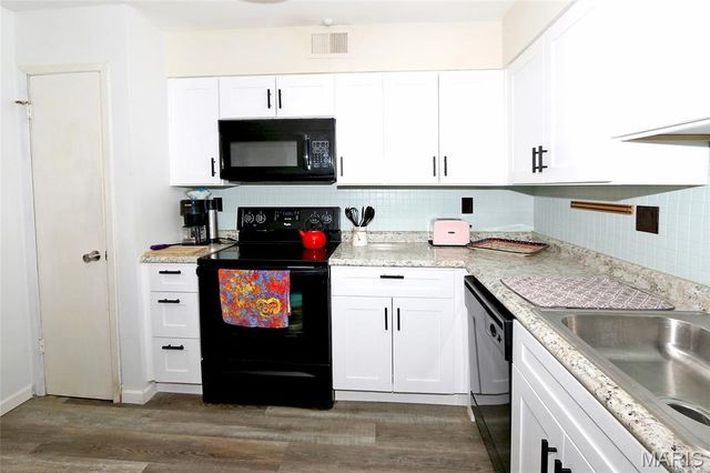 12842 Portulaca Drive C, Unincorporated, MO 63146