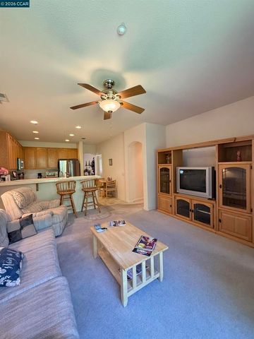 1010 Centennial Dr, Brentwood, CA 94513