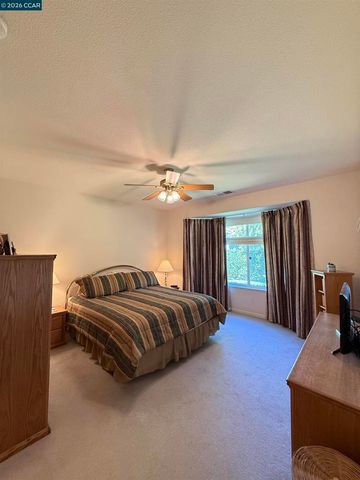 1010 Centennial Dr, Brentwood, CA 94513