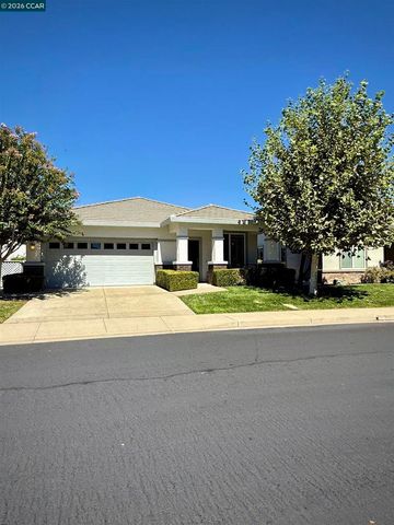 1010 Centennial Dr, Brentwood, CA 94513