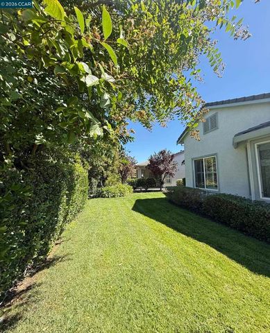 1010 Centennial Dr, Brentwood, CA 94513