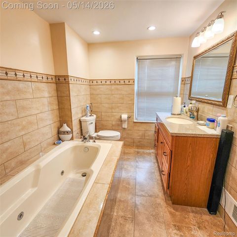 14635 Warwick Street, Detroit, MI 48223