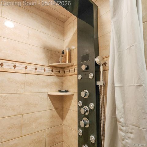 14635 Warwick Street, Detroit, MI 48223