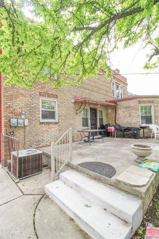 14635 Warwick Street, Detroit, MI 48223