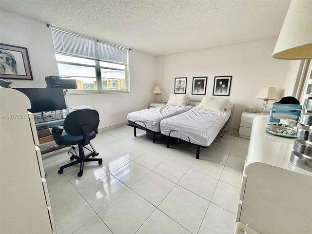 141 SE 3rd Avenue 402, Dania Beach, FL 33004