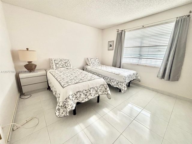 141 SE 3rd Avenue 402, Dania Beach, FL 33004