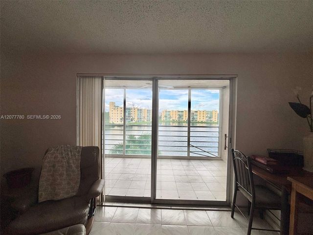 141 SE 3rd Avenue 402, Dania Beach, FL 33004