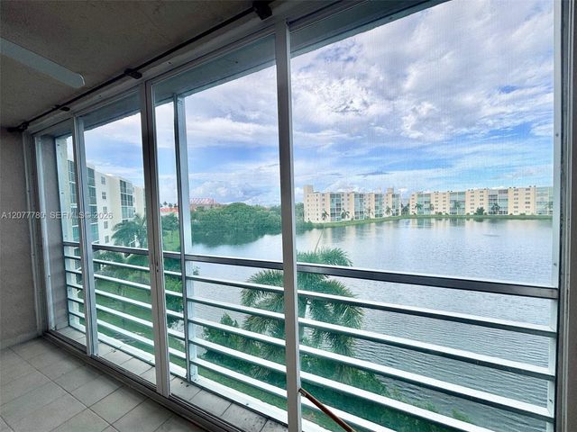 141 SE 3rd Avenue 402, Dania Beach, FL 33004