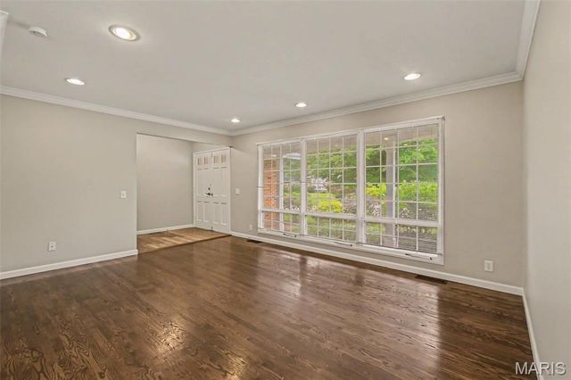 3265 Classic Drive, Florissant, MO 63033