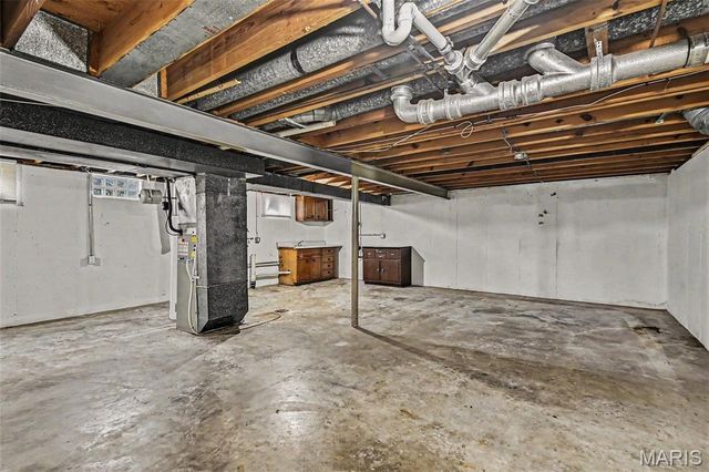 3265 Classic Drive, Florissant, MO 63033