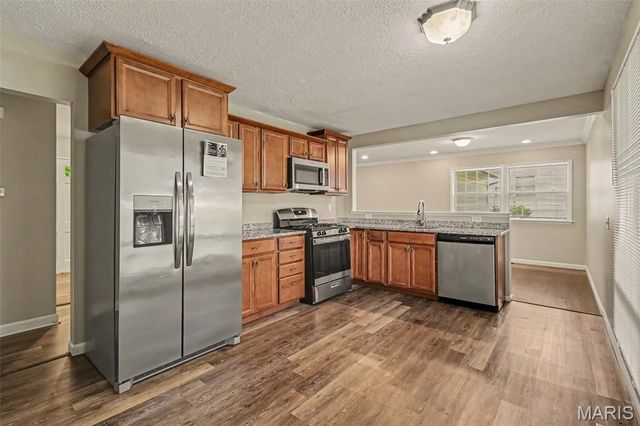 3265 Classic Drive, Florissant, MO 63033
