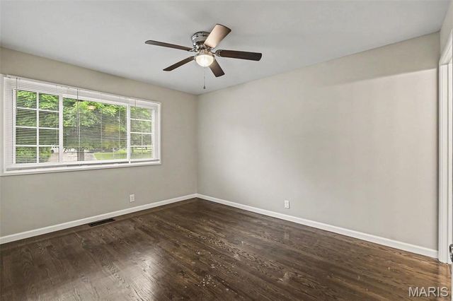 3265 Classic Drive, Florissant, MO 63033
