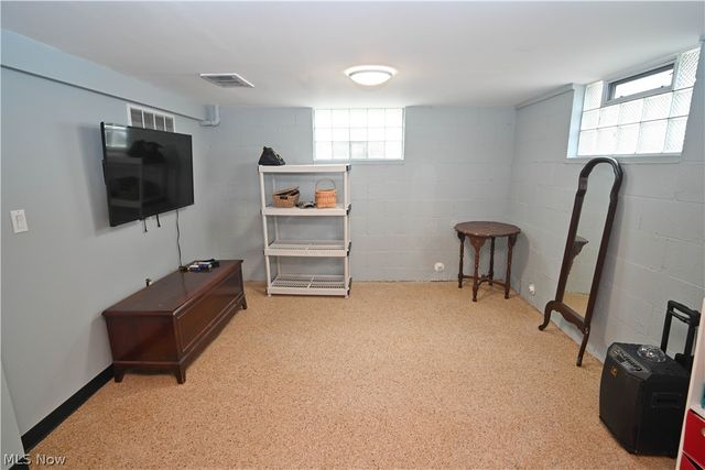482 Ewing Road, Youngstown, OH 44512