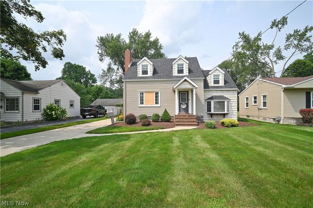 482 Ewing Road, Youngstown, OH 44512