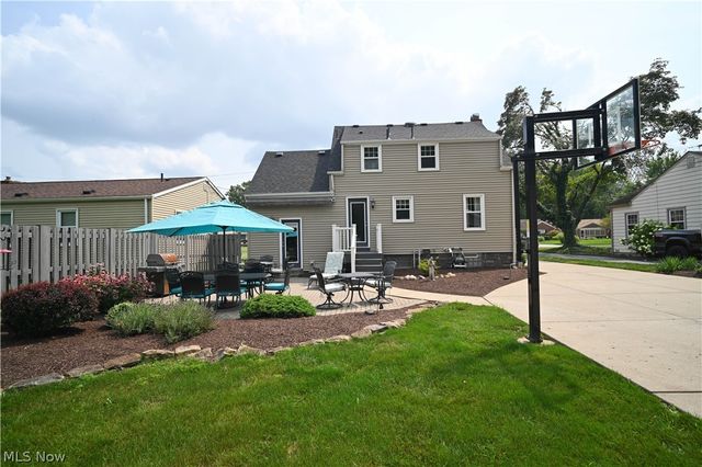 482 Ewing Road, Youngstown, OH 44512