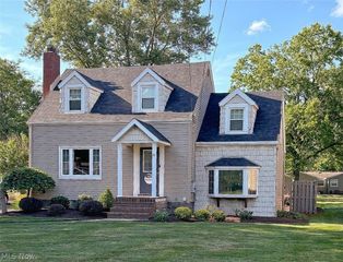 482 Ewing Road, Youngstown, OH 44512