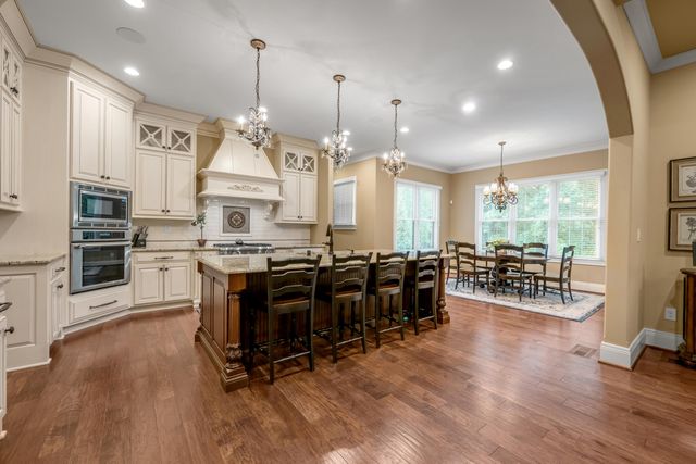 2928 Bobwhite Trail, Lexington, KY 40509