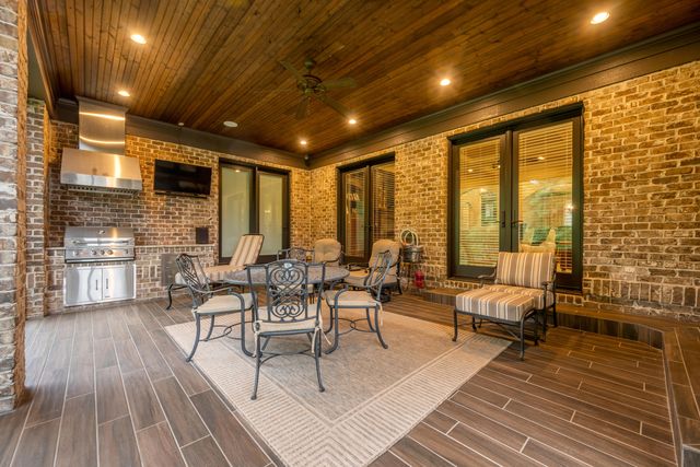 2928 Bobwhite Trail, Lexington, KY 40509