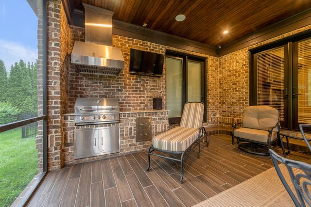 2928 Bobwhite Trail, Lexington, KY 40509