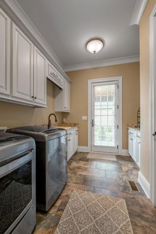 2928 Bobwhite Trail, Lexington, KY 40509