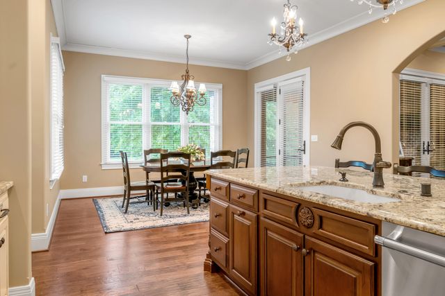2928 Bobwhite Trail, Lexington, KY 40509