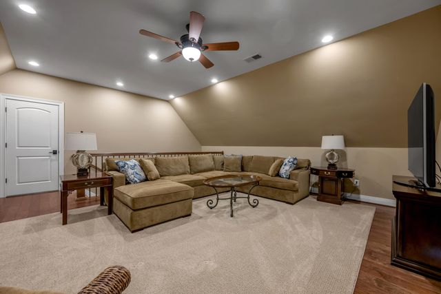 2928 Bobwhite Trail, Lexington, KY 40509