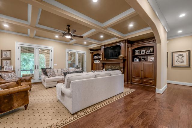 2928 Bobwhite Trail, Lexington, KY 40509